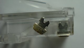Detalhe contato RJ45